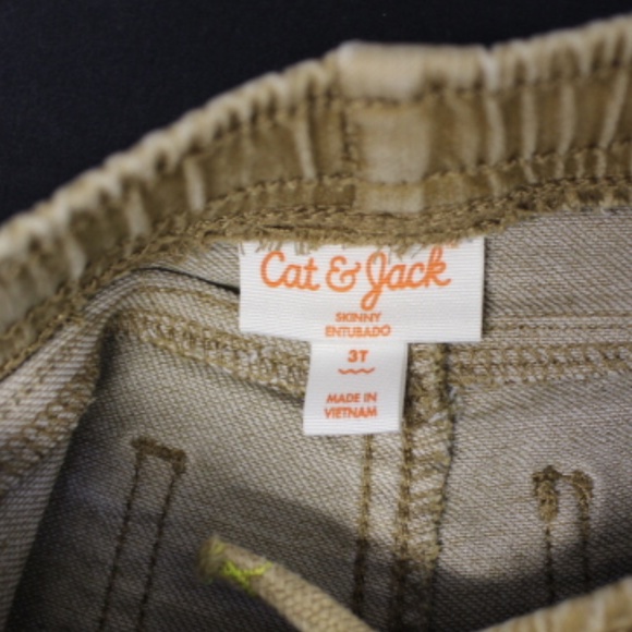 Drawstring Khaki Shorts - Picture 3 of 3